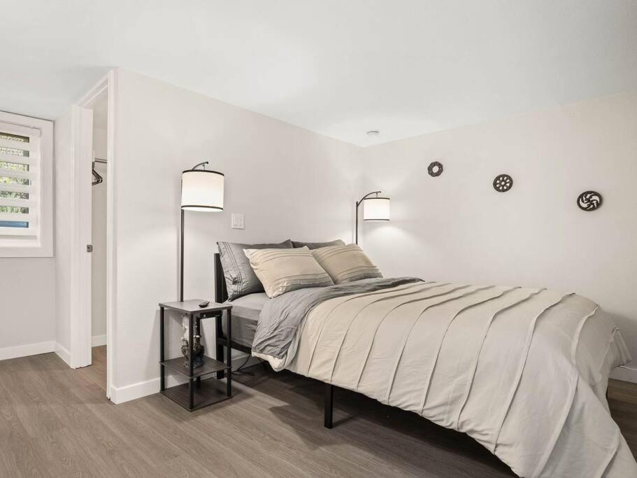 Elegant Richmond Gem Nestled Up To Hawthorne Blvd. Apartment Portland Exterior photo