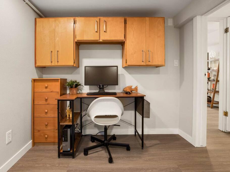 Elegant Richmond Gem Nestled Up To Hawthorne Blvd. Apartment Portland Exterior photo